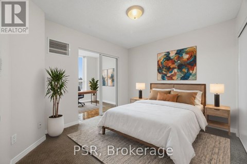 302 - 515 ROSEWELL AVENUE 3 Beds Apartment for Rent