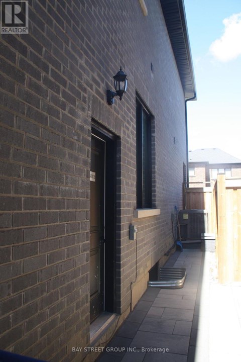 UNIT 2 - 22 DEER PASS ROAD 2 Beds Apartment for Rent