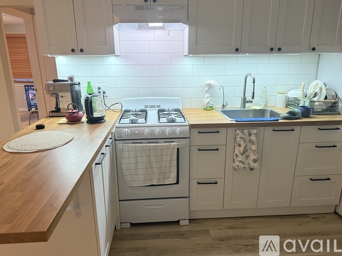 180 Tyngsboro Rd 2 Beds Apartment for Rent - Photo gallery 1
