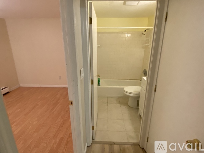 180 Tyngsboro Rd 2 Beds Apartment for Rent - Photo gallery 5