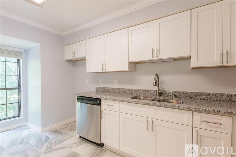 4314 Pine Heights Drive Northeast 2 Beds Condo for Rent - Photo gallery 4