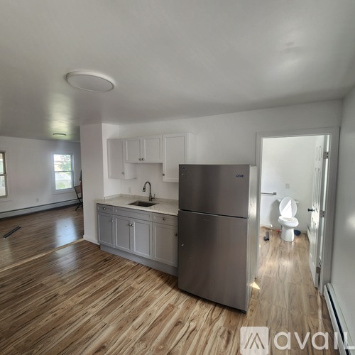 40 Ferry St 3 Beds Townhouse for Rent - Photo gallery 3
