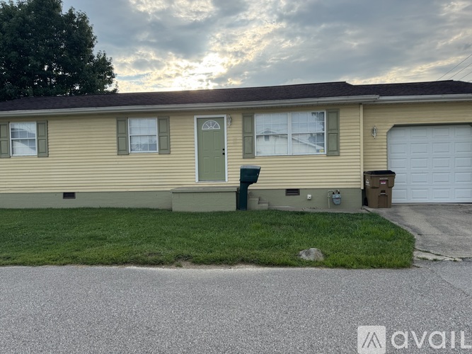 464 Kane Street 3 Beds Single Family Home for Rent - Photo gallery 1