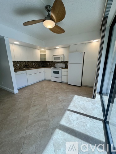 5190 Las Verdes Circle 2 Beds Apartment for Rent - Photo gallery 2
