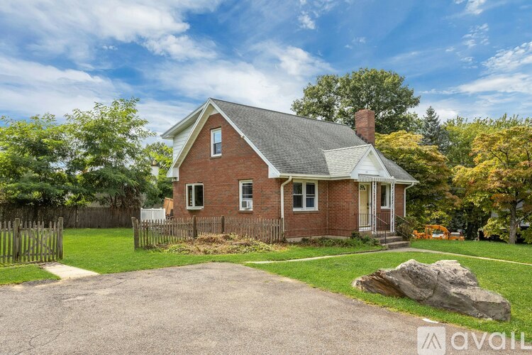 115 Beauvue Terrace 5 Beds Single Family Home for Rent - Photo gallery 3