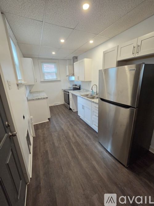 245 W Brady St 2 Beds Apartment for Rent - Photo gallery 1