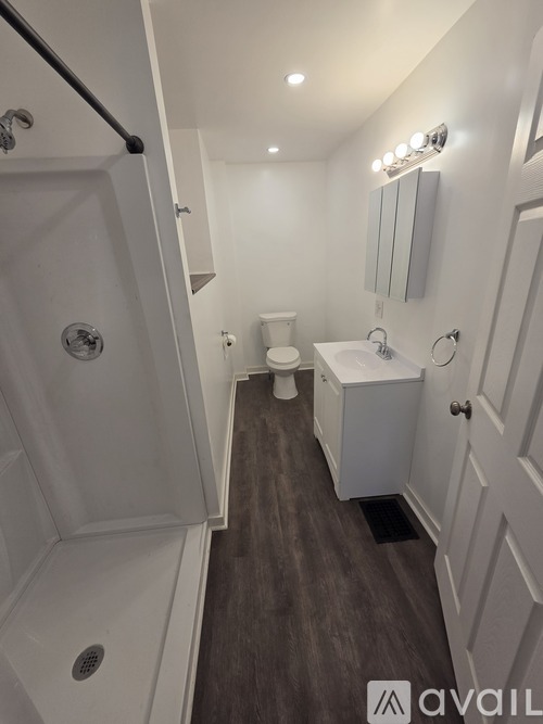 245 W Brady St 2 Beds Apartment for Rent - Photo gallery 3