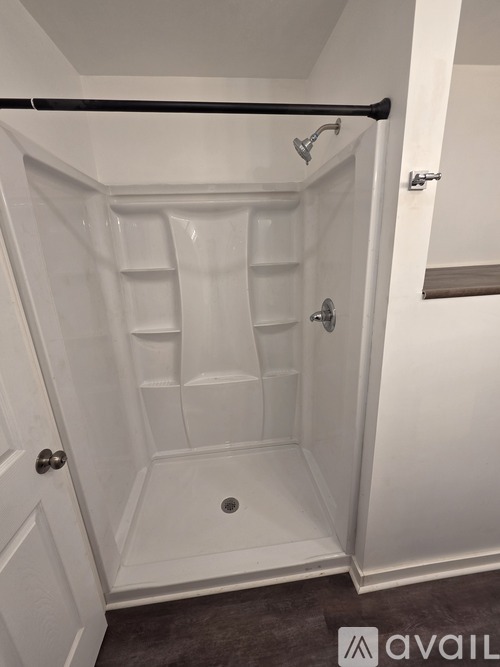 245 W Brady St 2 Beds Apartment for Rent - Photo gallery 4