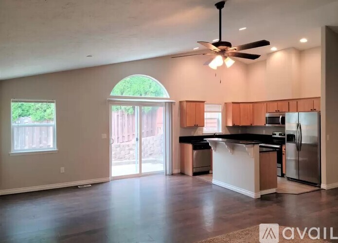 38859 Jerger Street 4 Beds Single Family Home for Rent - Photo gallery 3