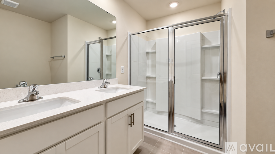 3017 Middle Creek Ln 5 Beds Single Family Home for Rent - Photo gallery 5