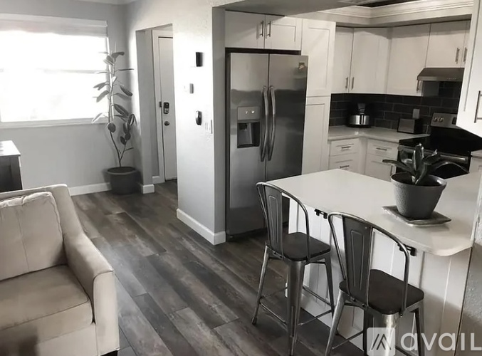 1859 Shore Drive South 1 Condo for Rent - Photo gallery 2