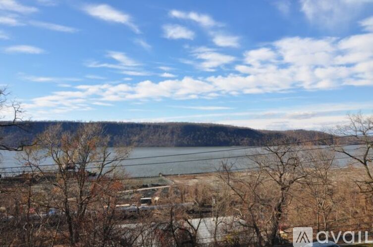 370 Warburton Avenue 1 Apartment for Rent - Photo gallery 2