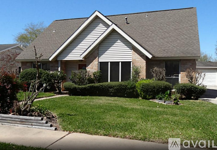 10135 Sagemill Drive 4 Beds Single Family Home for Rent - Photo gallery 1