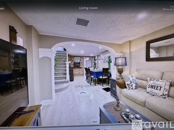 South Avenue 3 Beds Single Family Home for Rent - Photo gallery 2