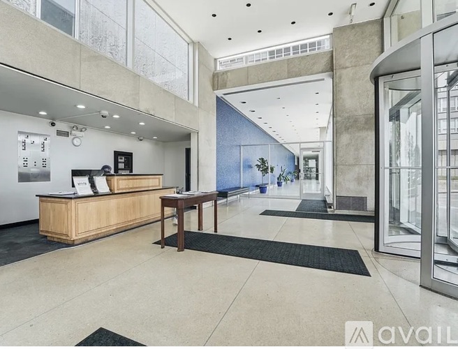 4800 South Chicago Beach Drive 1 Condo for Rent - Photo gallery 1