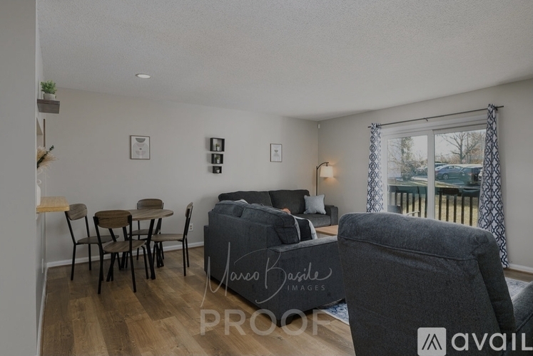 892 S Ridge Ct 2 Beds Apartment for Rent - Photo gallery 5