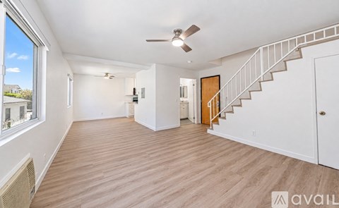 2251 Crenshaw Blvd 2 Beds Apartment for Rent