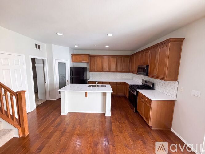 1749 Palermo Dr 5 Beds Single Family Home for Rent - Photo gallery 5