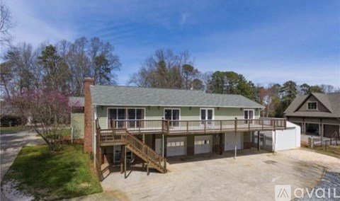 8502 Pine Lake Road 2 Beds Apartment for Rent