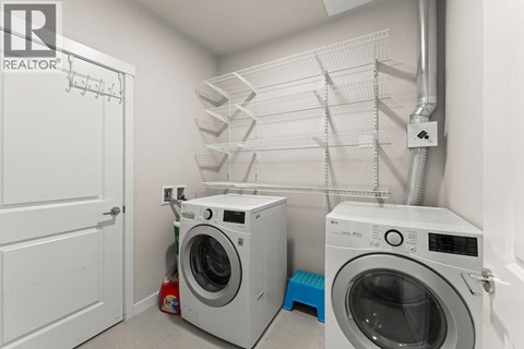 PH1 3487 BINNING ROAD 3 Beds Apartment for Rent