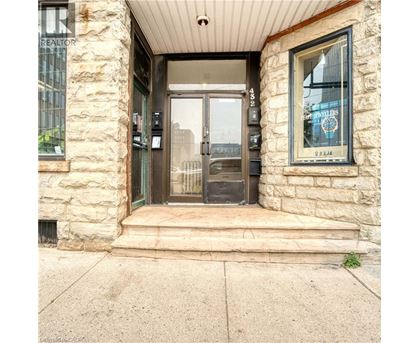 432 CLARENCE Street Unit# 5 1 Apartment, Home for Rent - Photo gallery 1