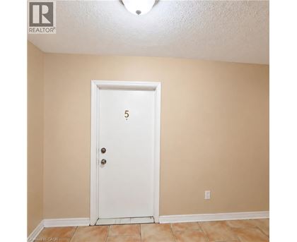 432 CLARENCE Street Unit# 5 1 Apartment, Home for Rent - Photo gallery 3