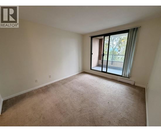 4888 HAZEL STREET 2 Beds Apartment, Home for Rent - Photo gallery 4
