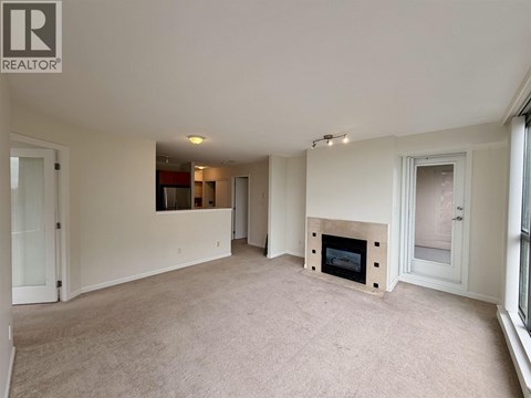 705 4888 HAZEL STREET 2 Beds Apartment for Rent