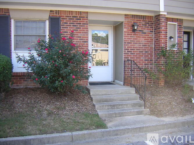 2110 Kings Gate Cir SW 3 Beds Apartment for Rent - Photo gallery 1