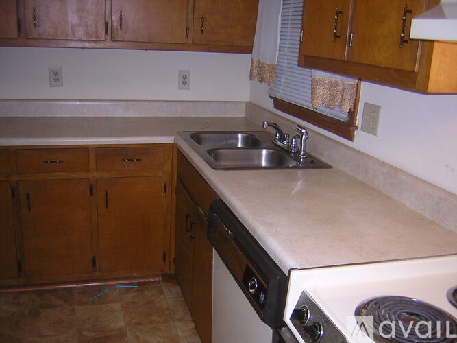 2110 Kings Gate Cir SW 3 Beds Apartment for Rent - Photo gallery 4