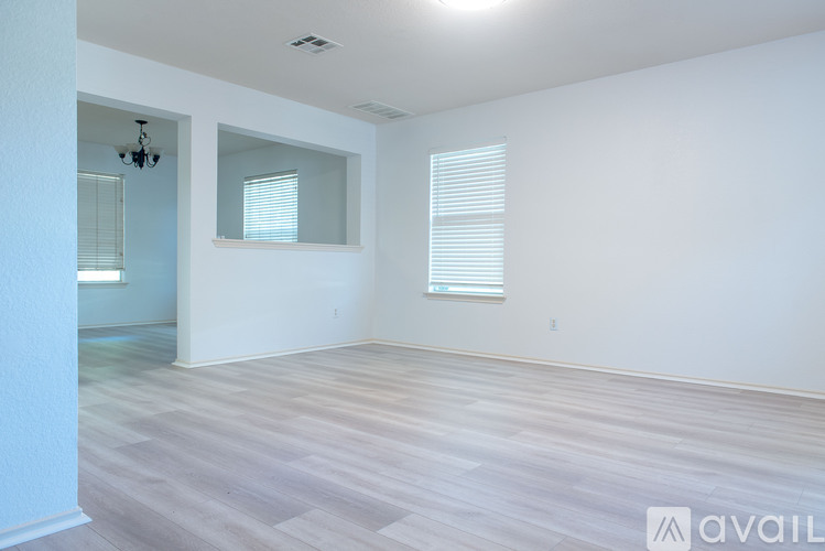 603 Big Spring Drive 4 Beds Single Family Home for Rent - Photo gallery 2
