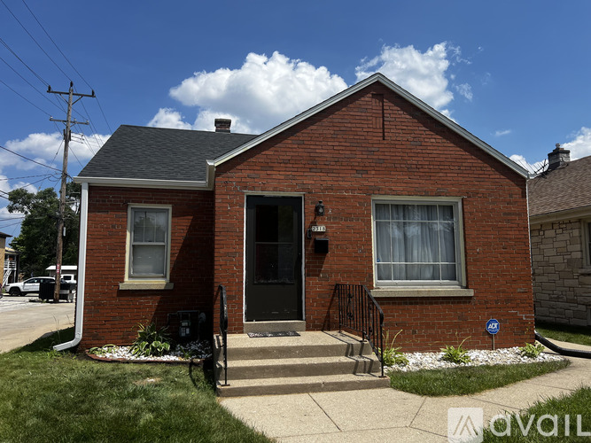 2318 S 55th St 2 Beds Single Family Home for Rent - Photo gallery 1