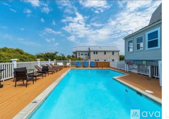 1976 East Ocean View Avenue 3 Beds Apartment for Rent - Photo gallery 2