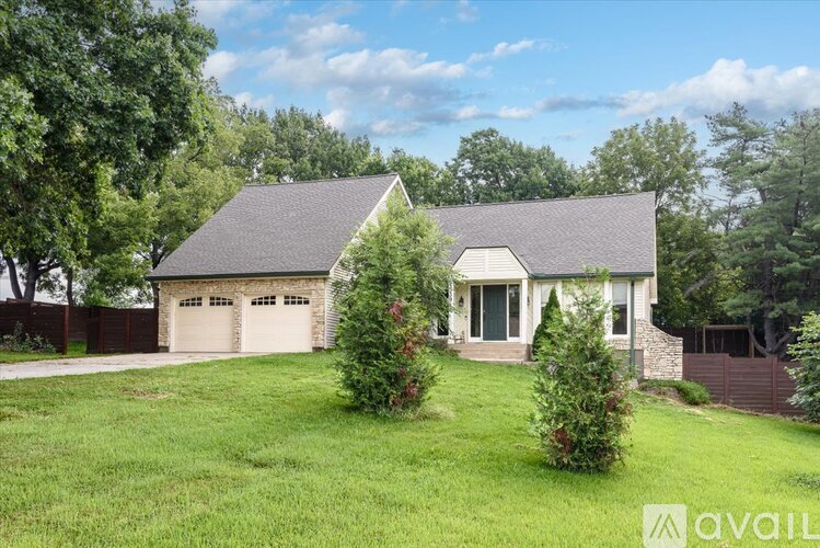 4539 North 123rd Terrace 4 Beds Single Family Home for Rent - Photo gallery 1