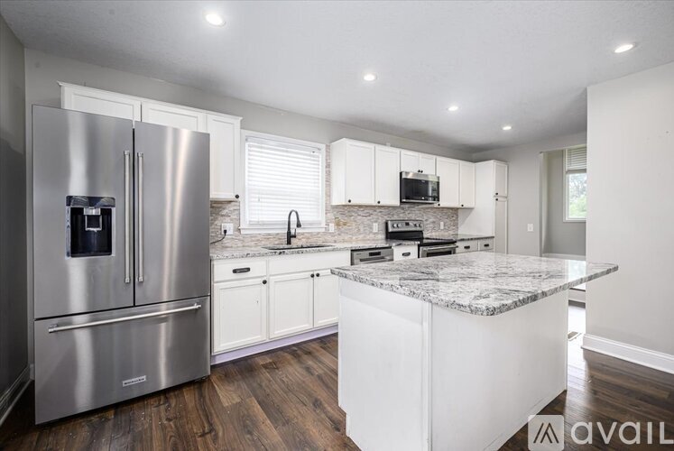 4539 North 123rd Terrace 4 Beds Single Family Home for Rent - Photo gallery 3