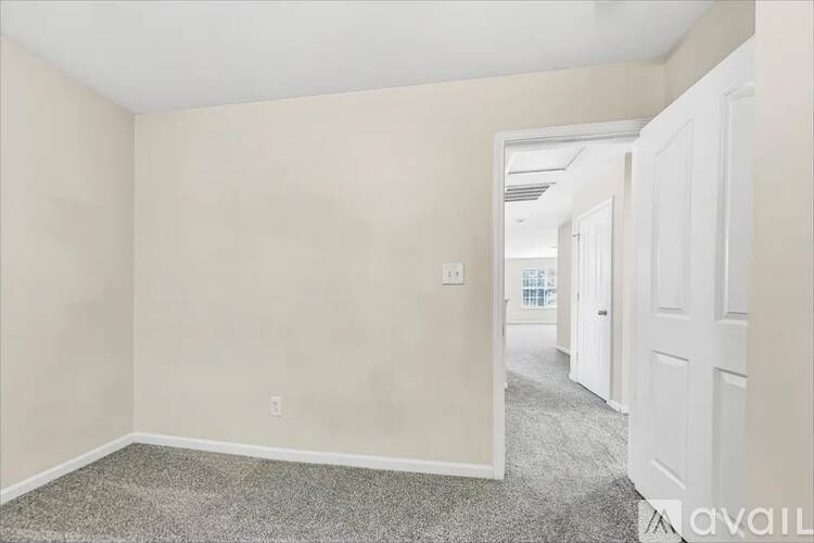 8433 168th Lane Northwest 4 Beds Single Family Home for Rent - Photo gallery 2