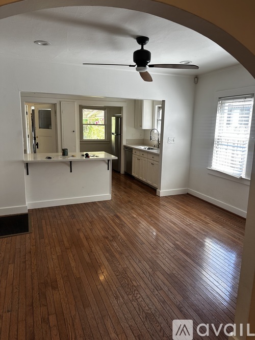 2653 Freeport Blvd 2 Beds Single Family Home for Rent - Photo gallery 2