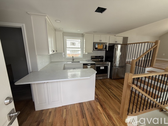 159 Broad Street 2 Beds Townhouse for Rent - Photo gallery 1