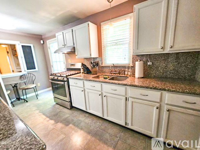 1784 Kenny Road 3 Beds Single Family Home for Rent - Photo gallery 3