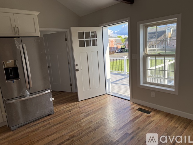 159 Broad Street 3 Beds Townhouse for Rent - Photo gallery 3