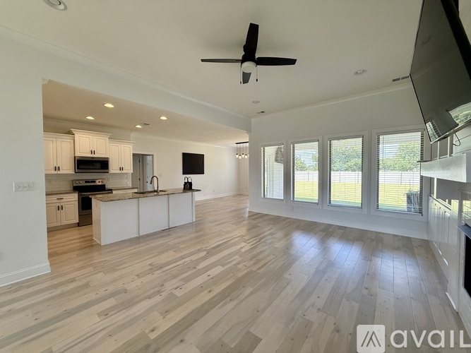 253 Saddlebrook Dr 4 Beds Single Family Home for Rent - Photo gallery 1