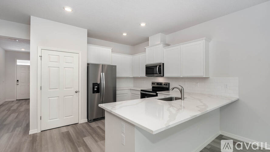 8910 Orchid Reserve Cir 3 Beds Single Family Home for Rent - Photo gallery 3