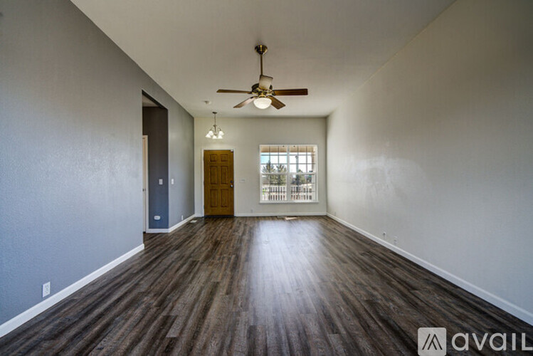 12643 Pine Valley Circle 5 Beds Single Family Home for Rent - Photo gallery 3