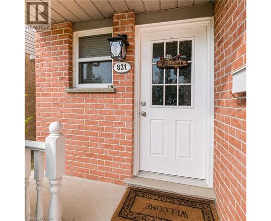 831 DEVERON Crescent 3 Beds House for Rent - Photo gallery 3