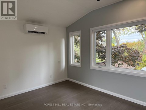 1 - 23 OLD INDIAN TRAIL 1 Apartment for Rent