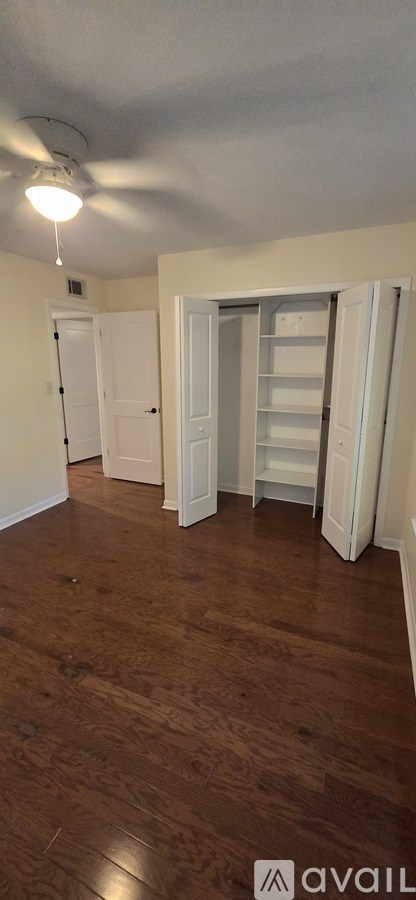 68 Kelly Way 3 Beds Apartment for Rent