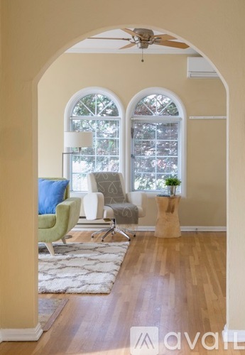 3512 Northeast 23rd Avenue 2 Beds Apartment for Rent - Photo gallery 3