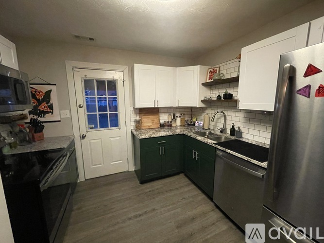 924 Saint Peter Street 2 Beds Single Family Home for Rent - Photo gallery 5