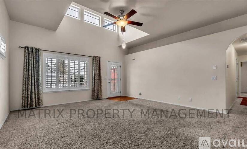 5201 E Portside Ct 3 Beds Single Family Home for Rent - Photo gallery 5