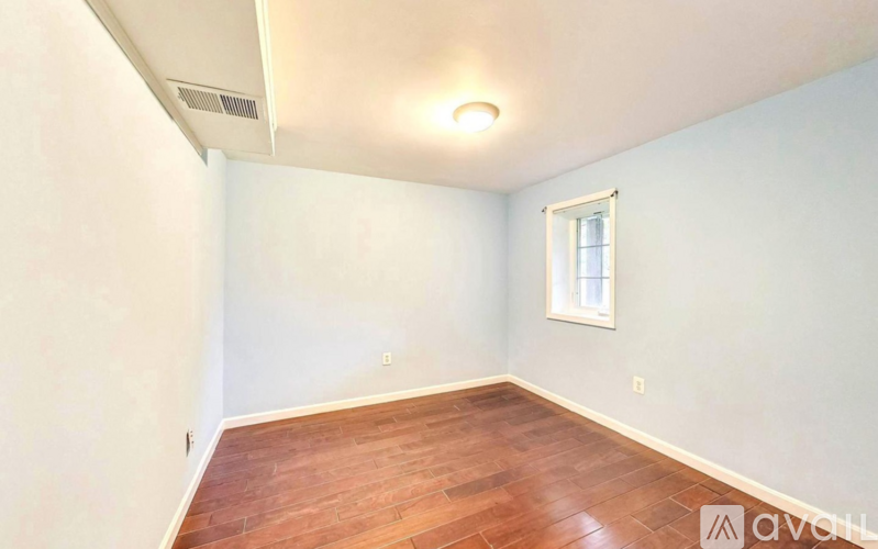 18708 Flower Hill Way 1 Apartment for Rent - Photo gallery 5